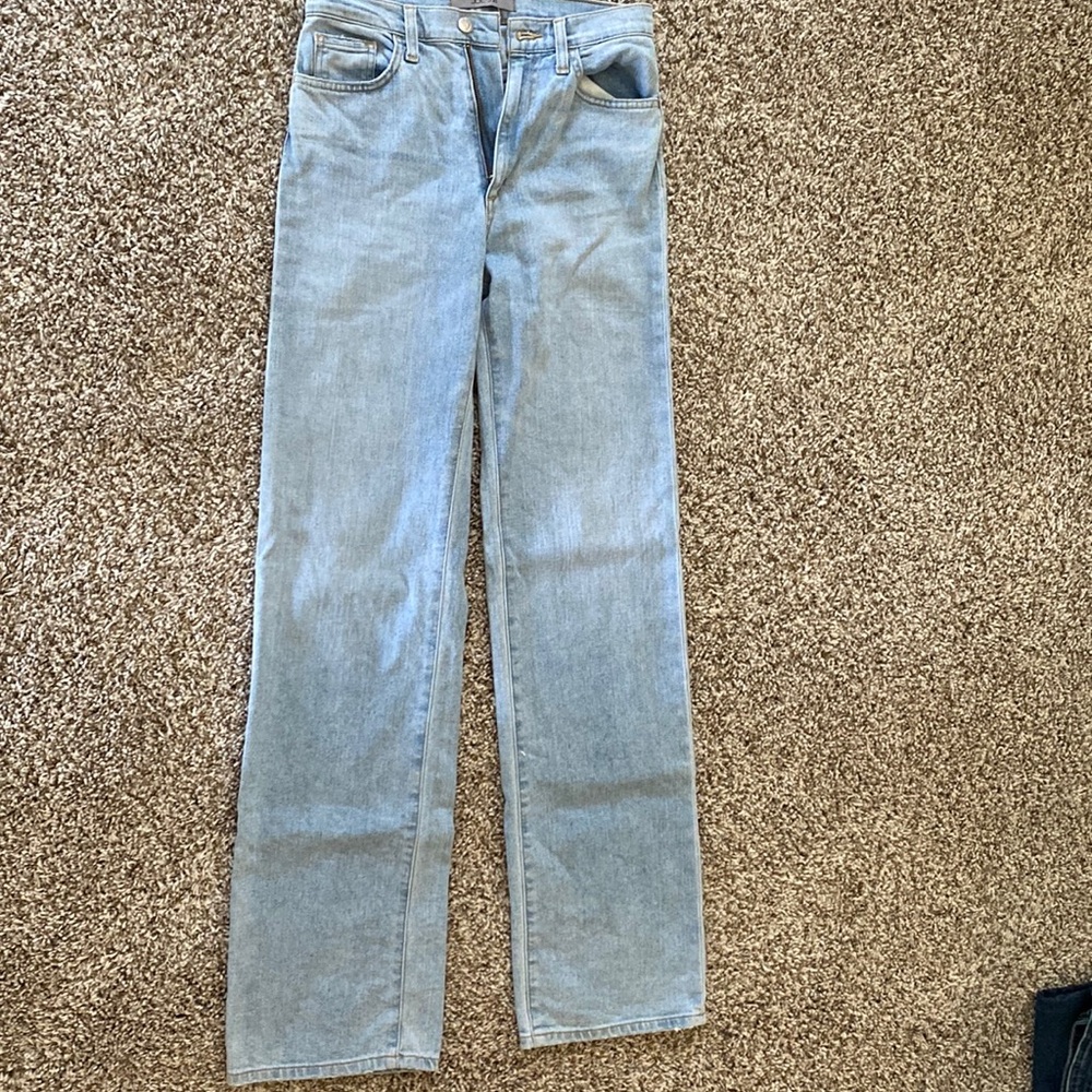 JOES High Rise Straight Leg Jean, Size 27 with a 34 inch inseam.
